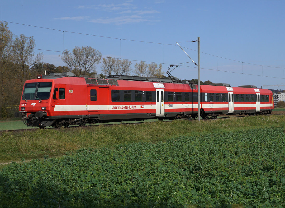 CJ: Kaum zu glauben. Die am 19. Oktober 2017 bei Alle entstandene Aufnahme vom RBDe 4/4 141-4 Pendelzug, ehemals SBB, ist bereits historisch, da dieser Pendelzug seit dem November abgestellt ist.
Foto: Walter Ruetsch 