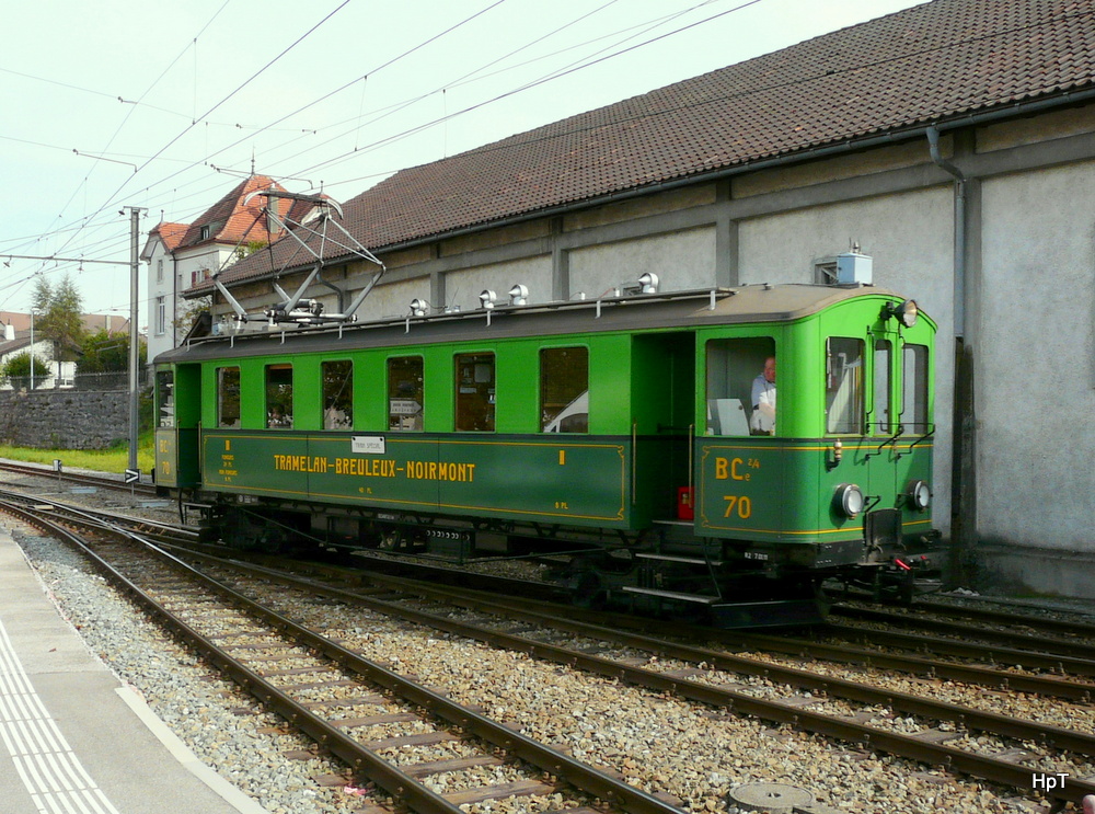 CJ - Oldtimer Triebwagen auf Extrafahrt BCe 2/4  70 im Bahnhof von Saignelgier am 28.09.2013