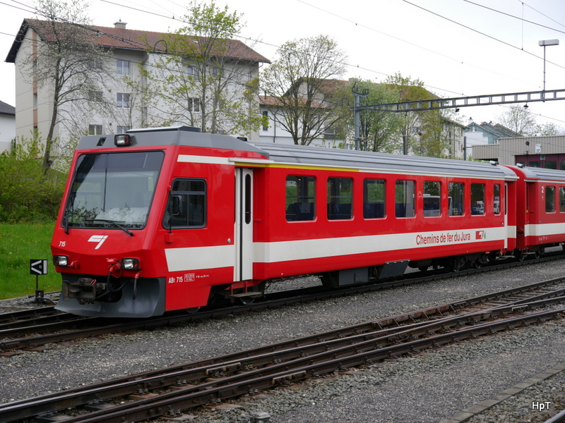 CJ - Steuerwagen ABt 715 in Saingnelegier am 16.05.2014