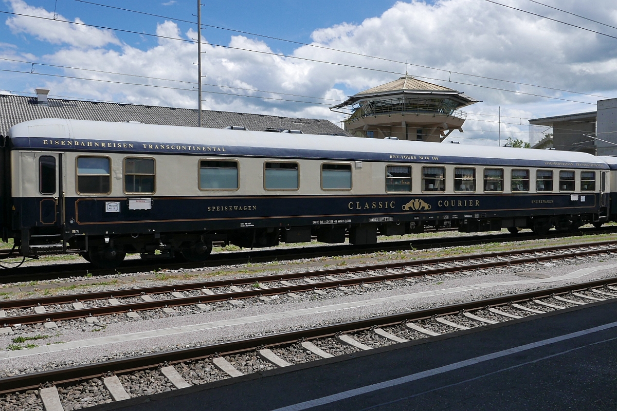 CLASSIC COURIER-Wagen 56 80 88 - 40106-8 WRm, eingereiht im Sonderzug von Bietigheim-Bissingen nach Konstanz. Bahnhof Konstanz, 01.07.2017.