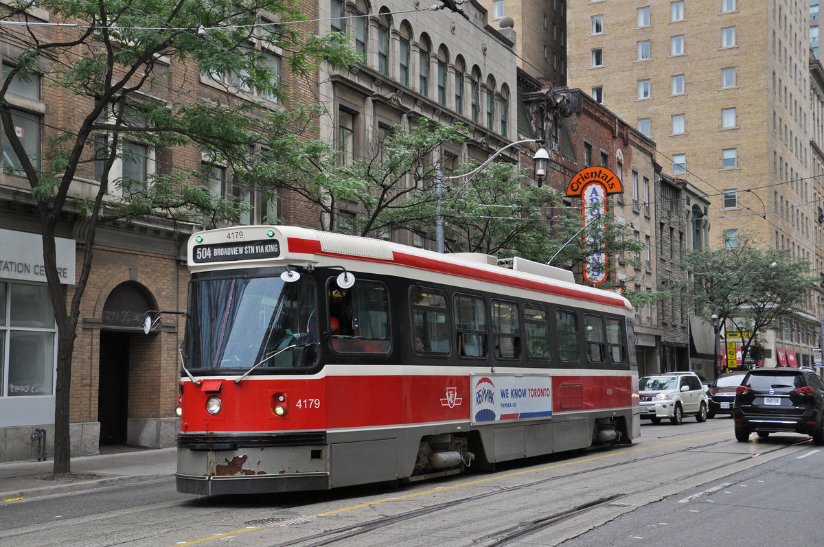 CLRV Tramzug der TTC 4179, auf der Linie 504 unterwegs in Toronto. Die Aufnahme stammt vom 22.07.2017.