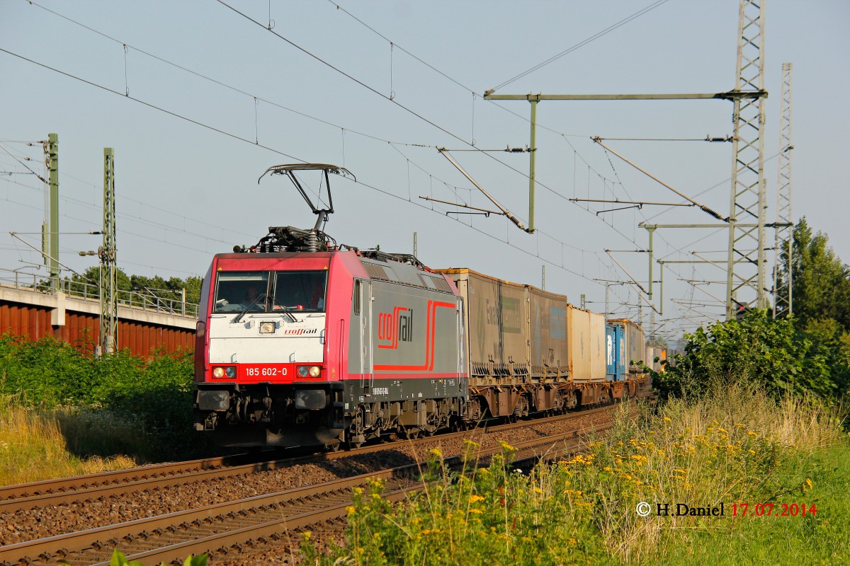 Crossrail 185 602-0 mit einem KLV am 18.07.2014 in Köln Porz Wahn.