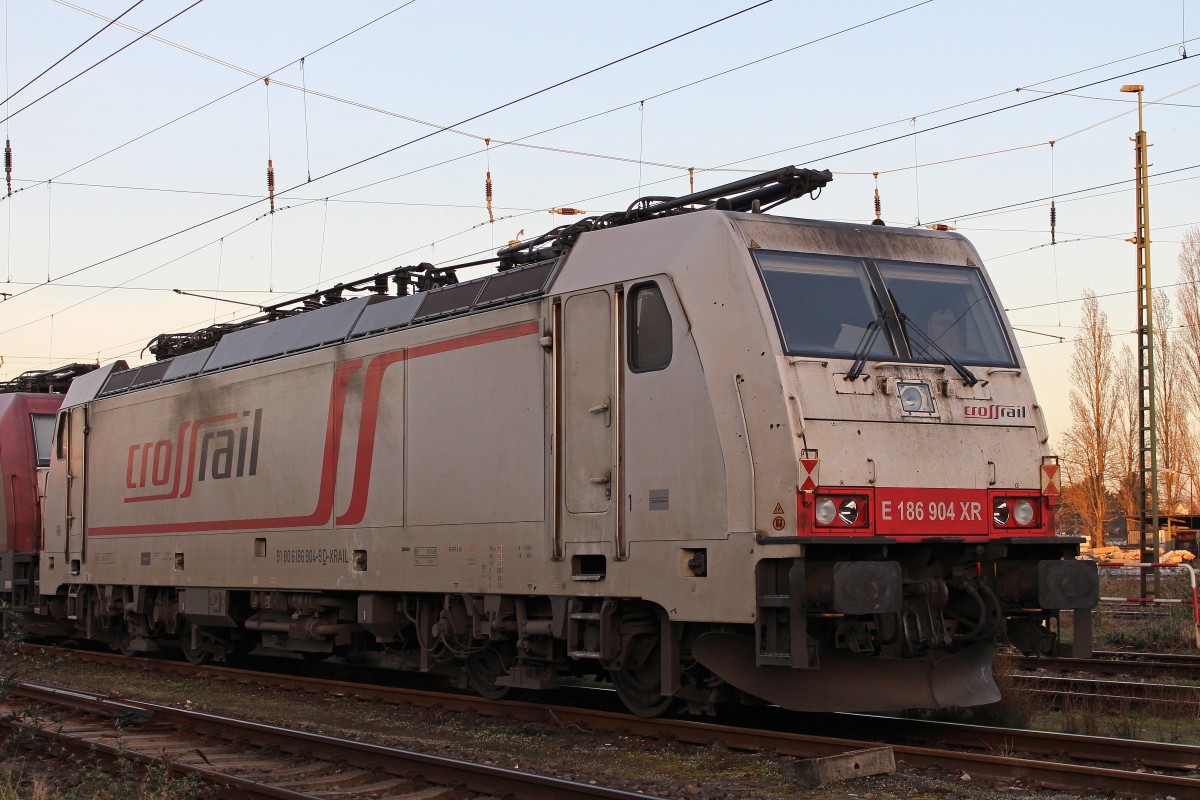 Crossrail E 186 904 XR am 9.3.14 abgestellt in Krefeld Hbf.