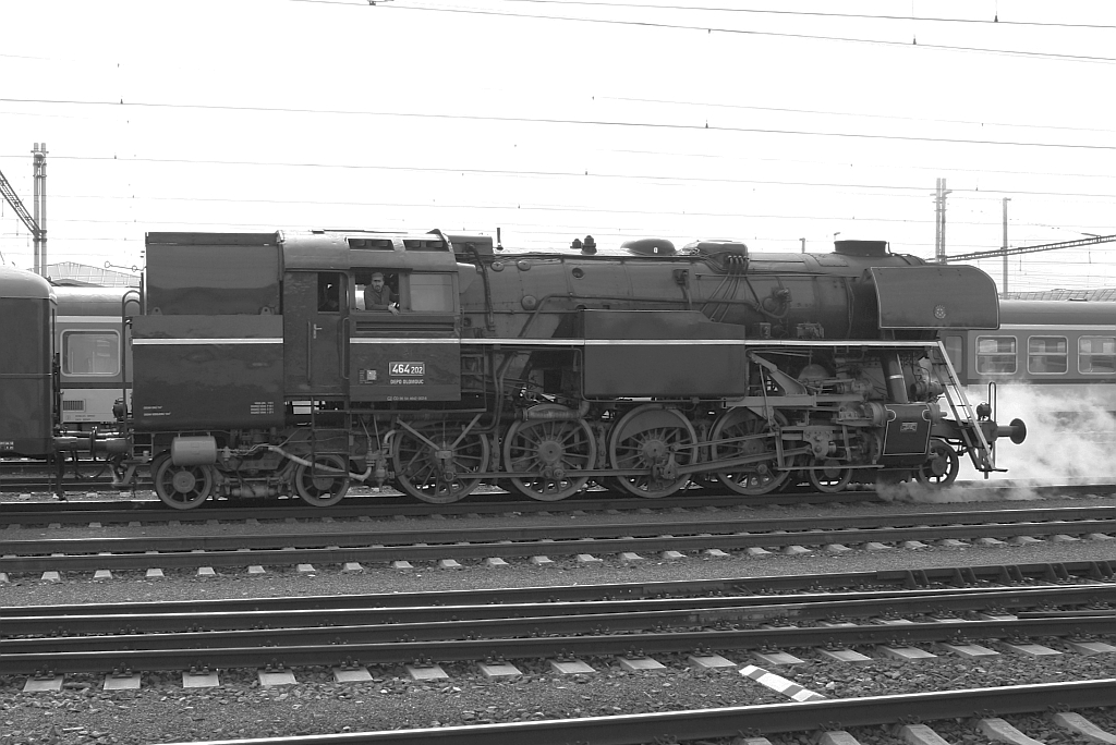 CSD 464 202 (CD 90 54 4642 002-8) am 11.Mai 2019 im Bahnhof Breclav.