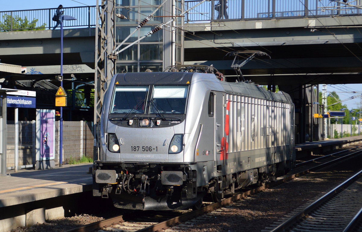 CTL mit der akiem 187 506-1 [NVR-Number: 91 80 6187 506-1 D-AKIEM] am 14.05.18 Bf. Berlin-Hohenschönhausen.