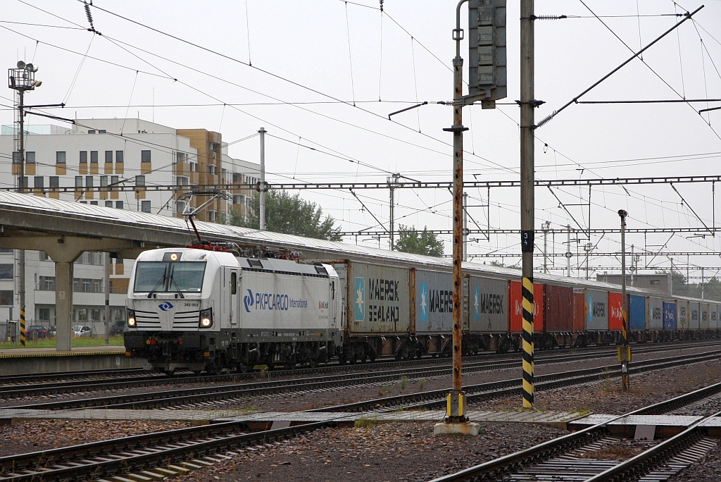 CZ-AWT 383 053-6 fährt am 06.September 2019 durch den Bahnhof Bratislava Petrzalka.