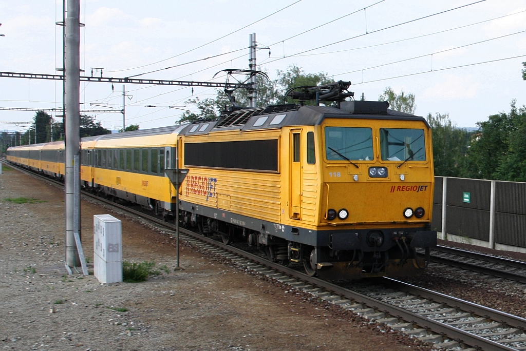 CZ-RJ 162 118-4 fährt am 20.Juli 2018 durch den Bahnhof Dlouha Trebova.