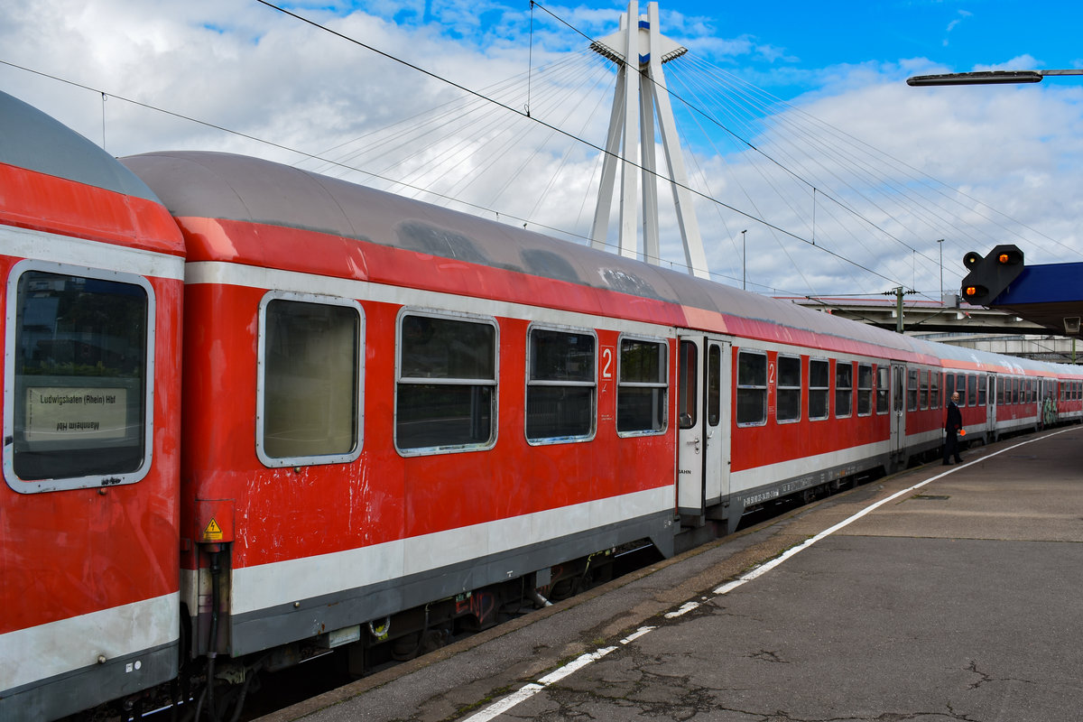 D-DB 50 80 22-34 370 Bnrz 436 - Hannover Grün Desing - RB nach Sinsheim MUSEUM/ARENA - Ludwigshafen(Rh), September 2019