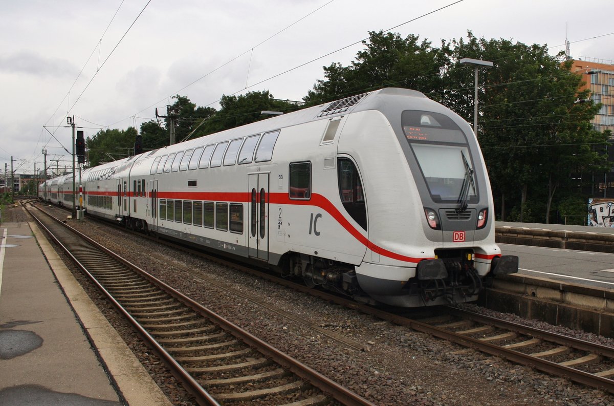 D-DB 50 80 86-81 867-3 verlässt am 5.8.2017 mit dem IC2038 von Leipzig Hauptbahnhof nach Emden Hauptbahnhof den Hannoverschen Hauptbahnhof. Zuglok war 146 556-6.