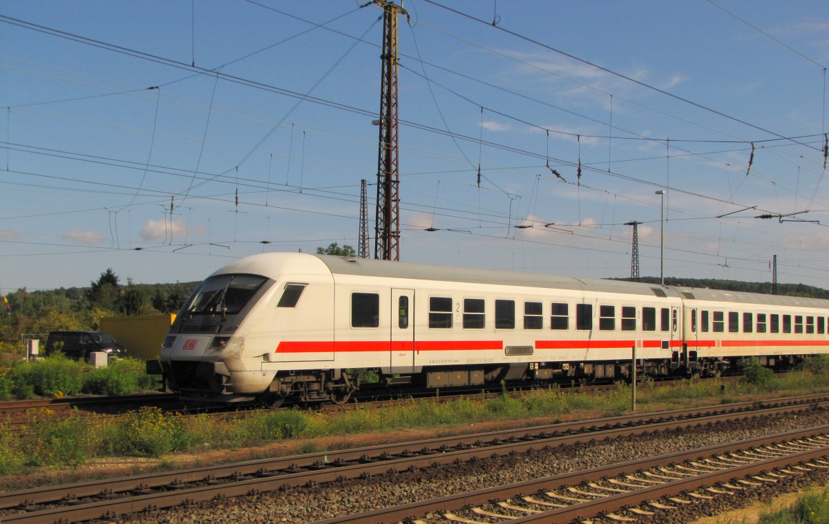 D-DB 51 80 80-95 005-9 Bimdzf 271.0 mit dem IC 2340 von Dresden Hbf nach Frankfurt (M) Flughafen Fernbf, am 08.09.2015 bei der Ausfahrt in Naumburg (S) Hbf.