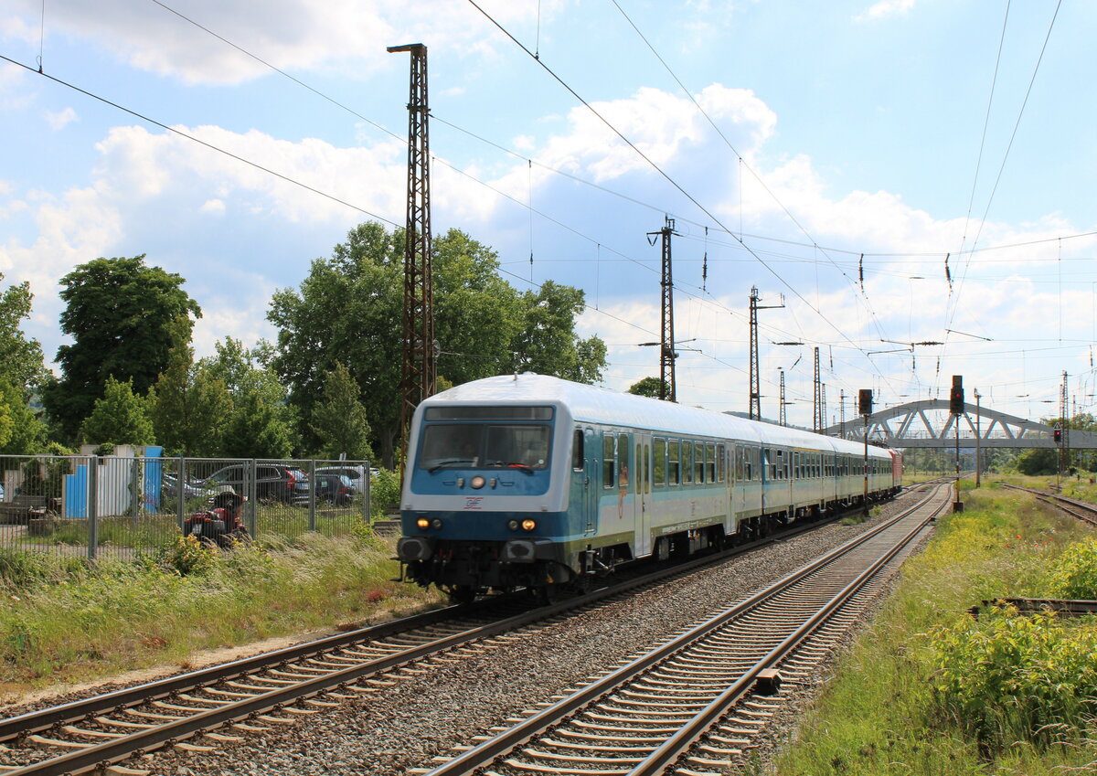 D-GfF 50 80 80-34 110-2 Bnrbdzf 480.1 als RB 31947 von Saalfeld (S) nach Halle (S) Hbf, am 01.06.2022 in Naumburg (S) Hbf. Dies ist ein, im Auftrag von Abellio Rail Mitteldeutschland, fr 3 Monate verkehrender Ersatzzug.