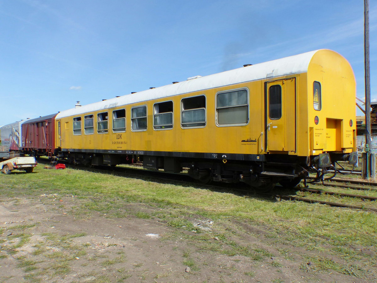 D-LDK 75 80 2811 174-1 Begleiterwagen am 01.06.2019 beim Eisenbahnfest im Bw Weimar.
