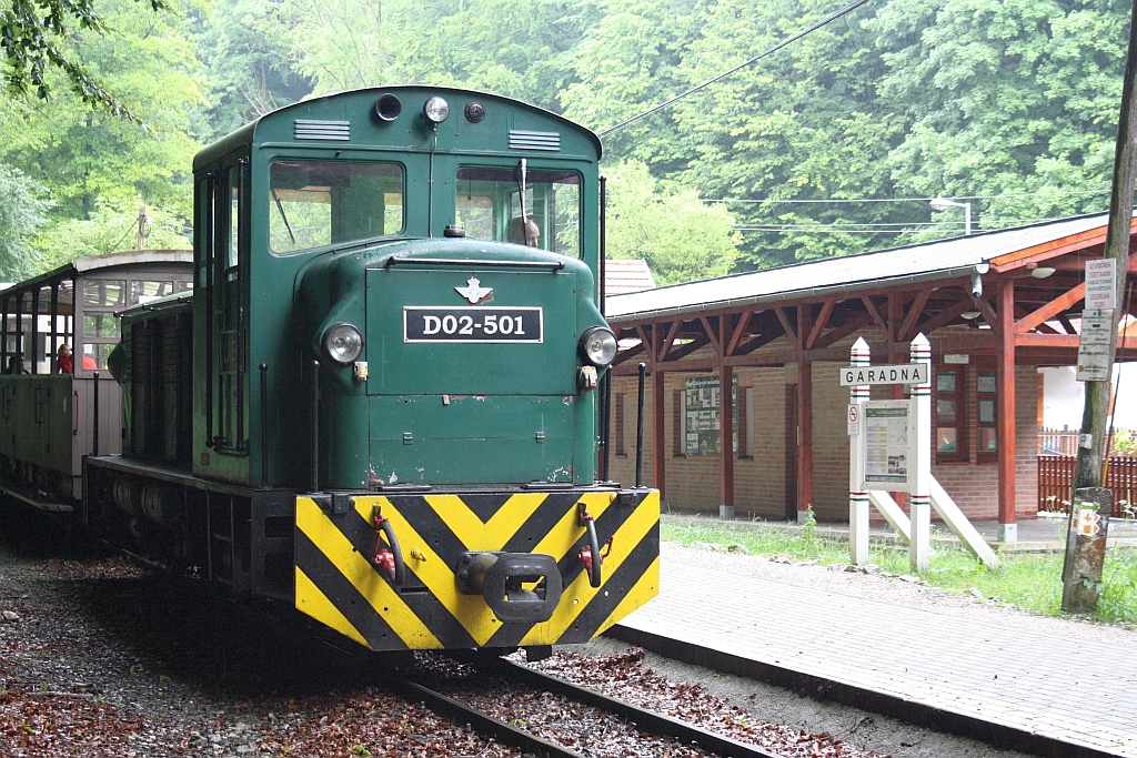 D02-501 am 08.Juli 2014 in der Endstelle Garadna.