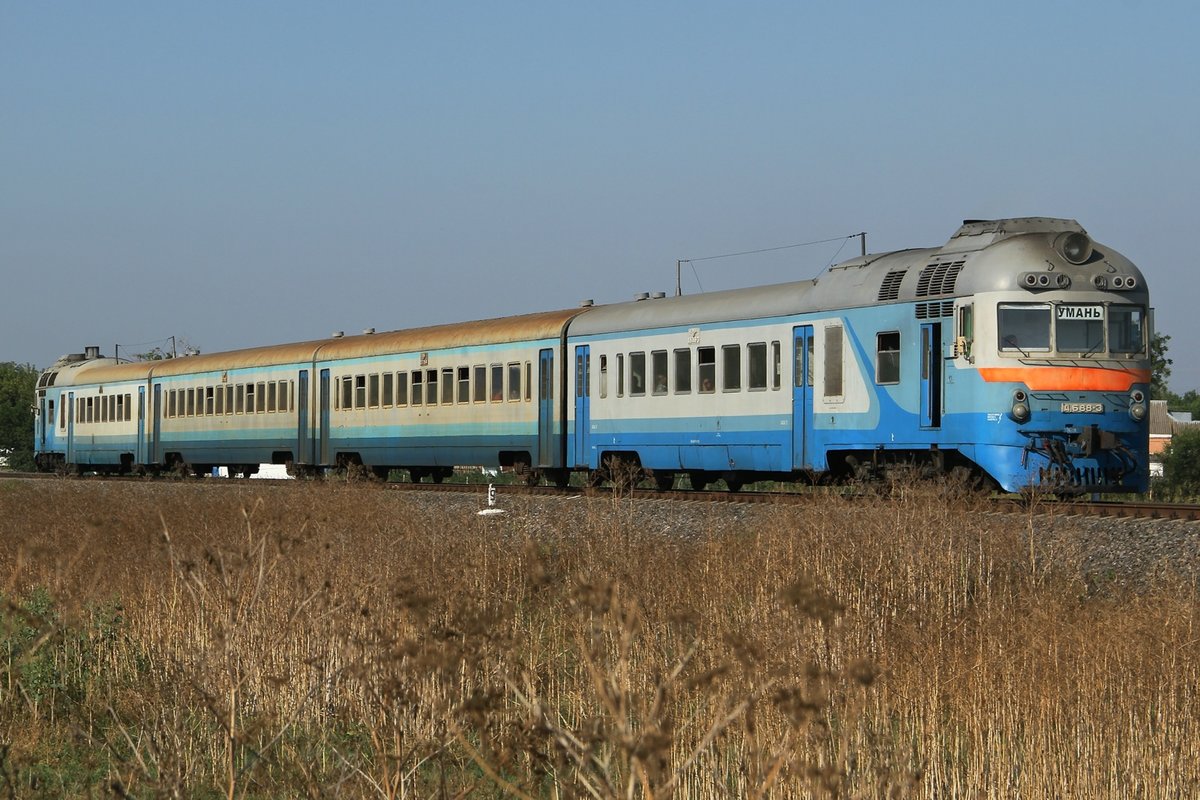 D1 am Bahndamm von Spola am 11.8.2016.