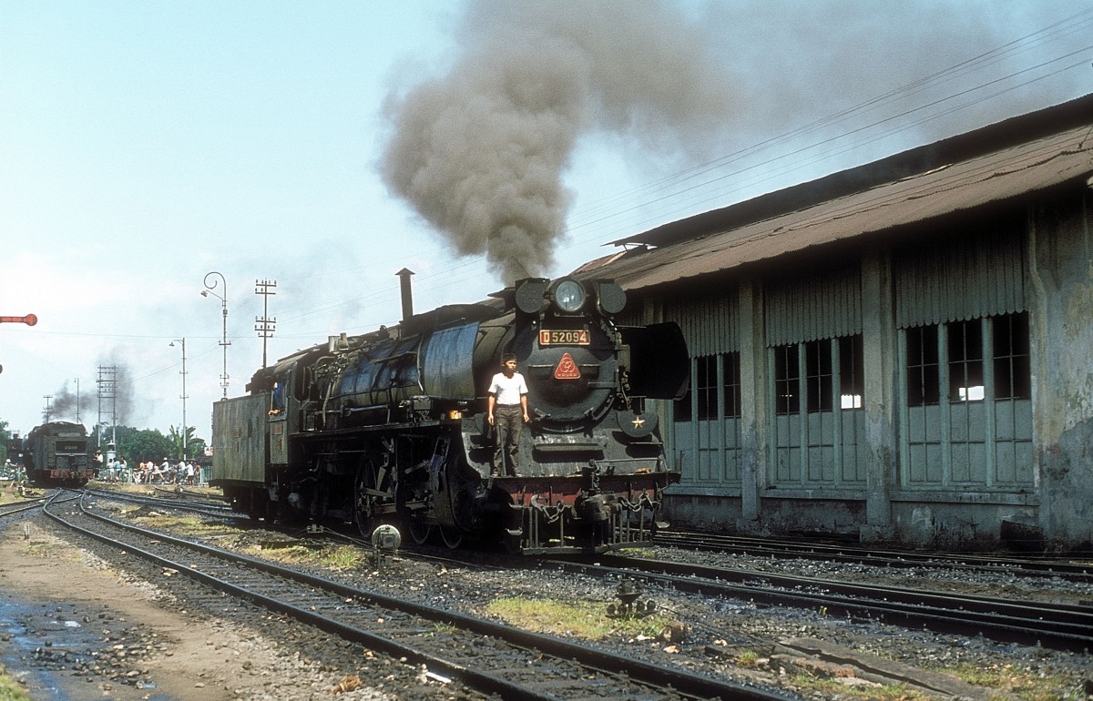  D52 094  Madiun  05.10.80