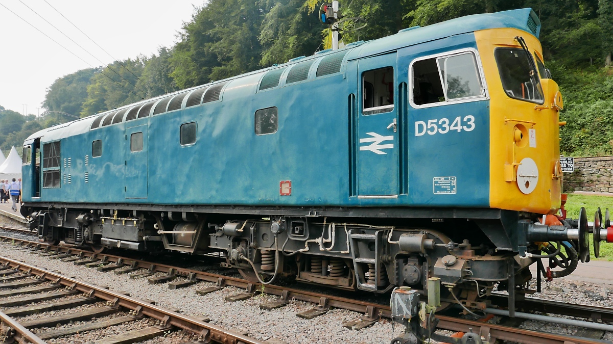 D5343 British Rail Class 26 zu Besuch bei der der Dean Forest Railway in der Norchard Low Level Station, 14.9.2016 