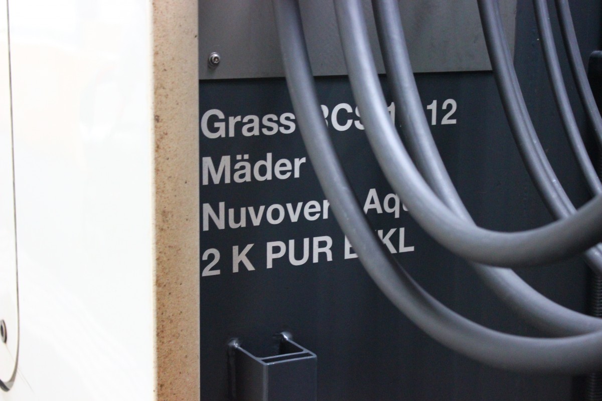 Da habe ich nicht schlecht gestaunt als ich auf dem SBB KISS RABe 511 119 meinen Nachnamen gesehen habe! $
Genf, 01.02.2014