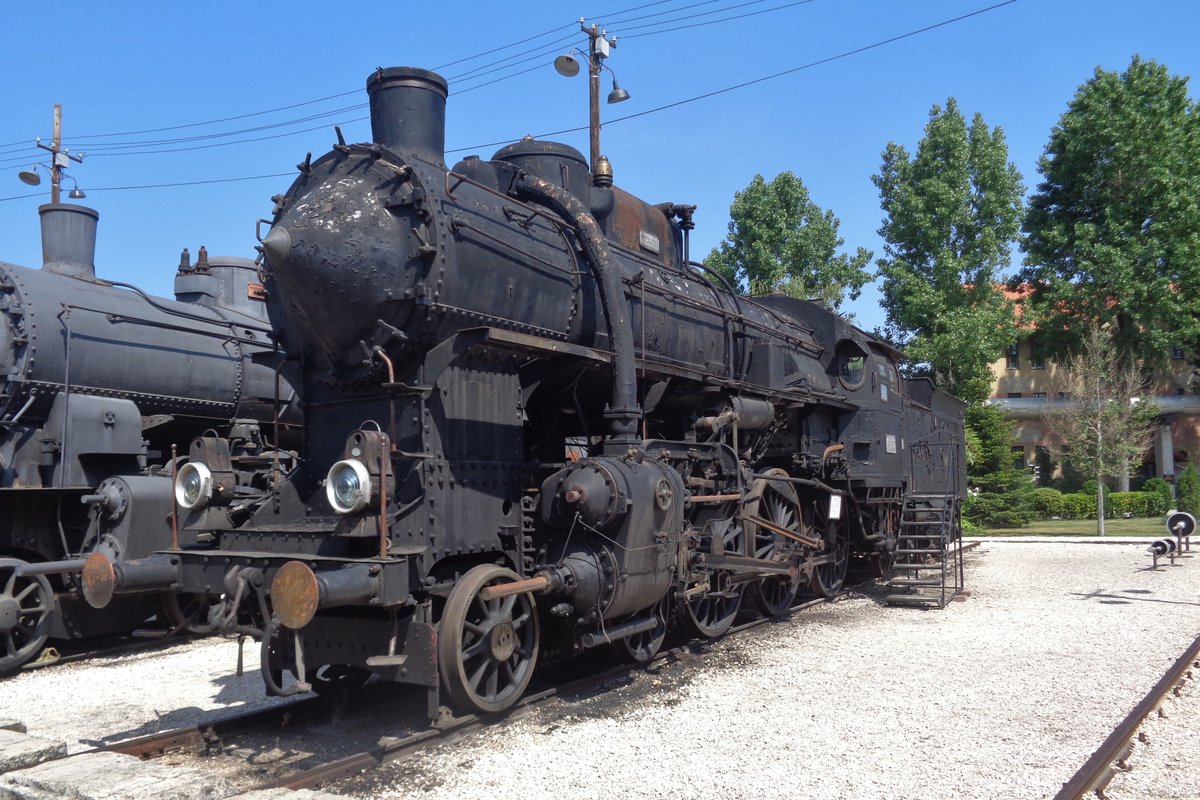 Dampflok 328-054 steht am 12 Mai 2018 ins Eisenbahnmuseumpark in Budapest.