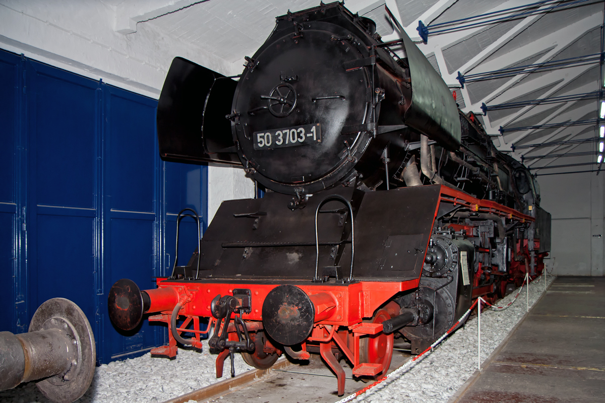 Dampflok 50 3703-1 (Hersteller: Krauss-Maffei) im Eisenbahn & Technik Museum Rgen. - 22.09.2013