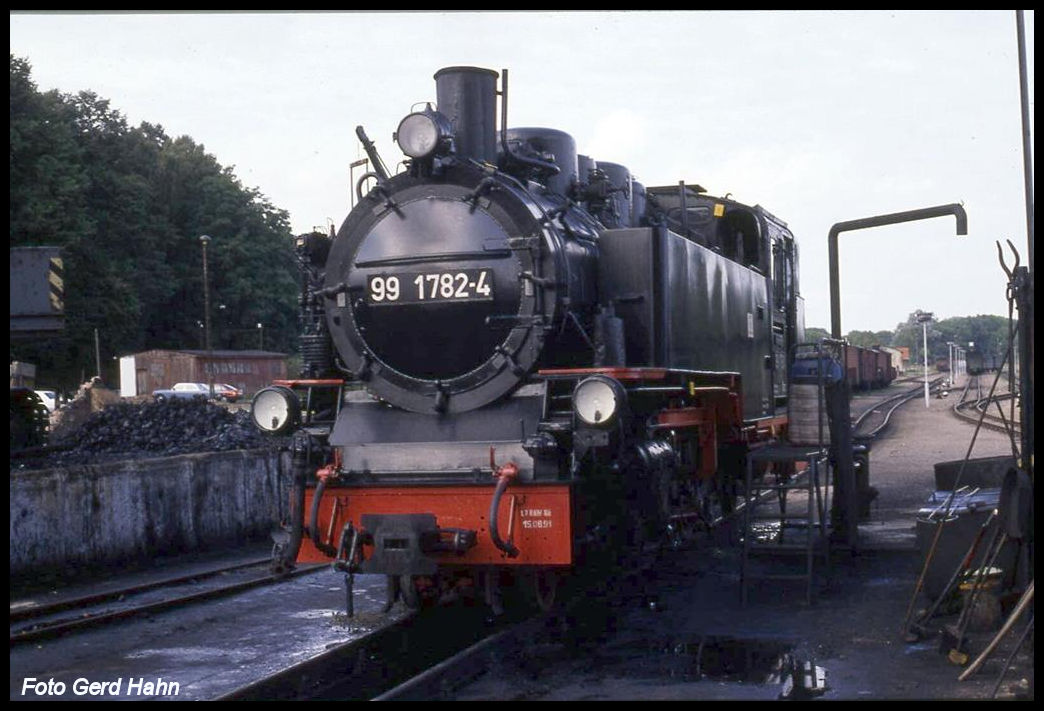 Dampflok 991782 wurde am 3.10.1991 im BW in Putbus aufgerüstet.