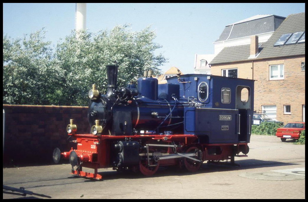 Dampflok Borkum am 24.7.1999 am Depot in Borkum.