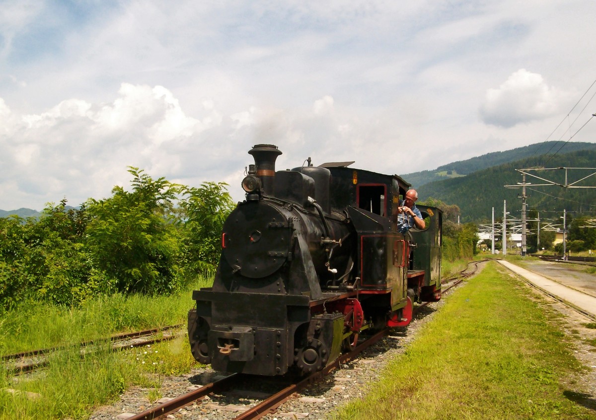 Dampflok  Christl  Bn2t am 3.8.2014 beim Stürzen in Treibach-Althofen.