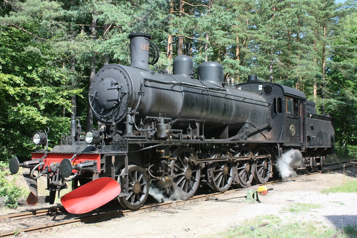 Dampflok Typ SJ E2 #1183 der Museumsbahn  Skånska Järnvägar  am 16.07.2015 im Bf.  Brösarp 