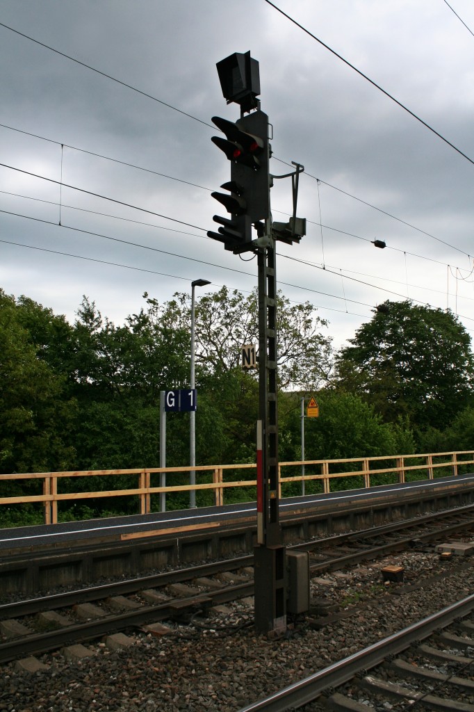 Das Ausfahrsignal N1 des Bahnhofs Mllheim (Baden), aufgenommen am 25.04.14.
