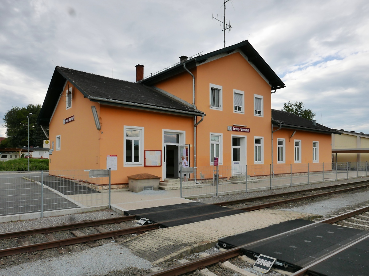 Der Bahnhof Spittal Millst Ttersee K Rnten Bahnbilder de