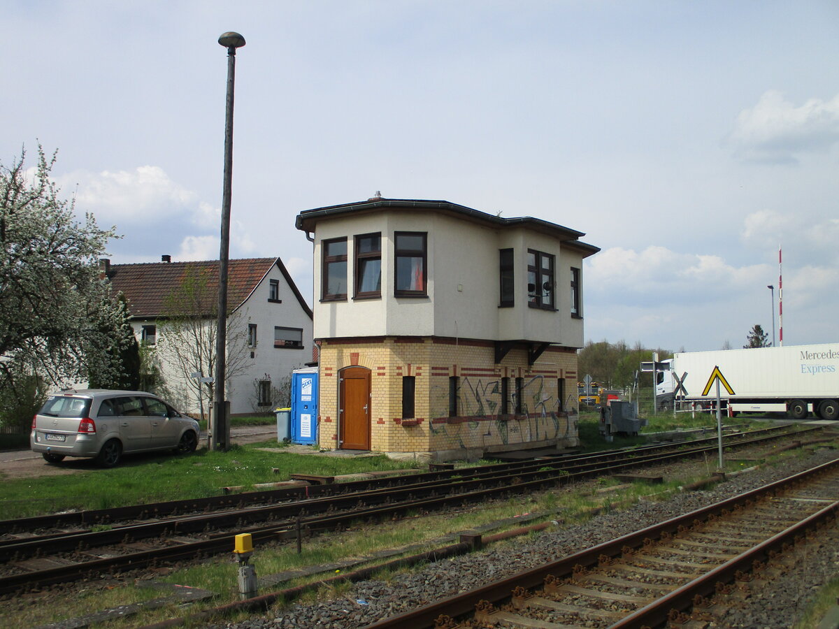 Das besetzte Fdl Stellwerk in Immelborn,an der Ausfahrt nach Bad Salzungen,am 29.April 2022.