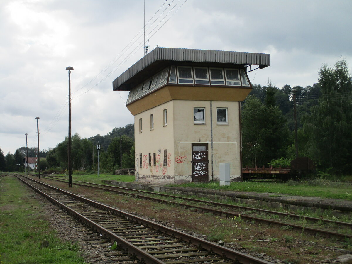 Das ehemalige Fdl Stellwerk,am 25.April 2022,in Schleusingen.
