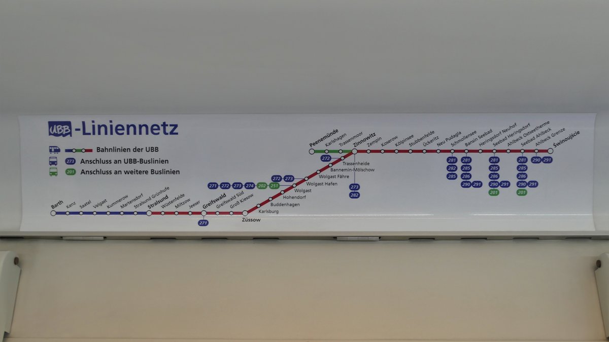 Das ehemalige UBB-Liniennetz in einem Triebwagen der Baureihe 646 der Usedomer Bäderbahn GmbH. Aufgenommen im Mai 2018 in der RB23 Stralsund Hbd - Swinoujscie Centrum.