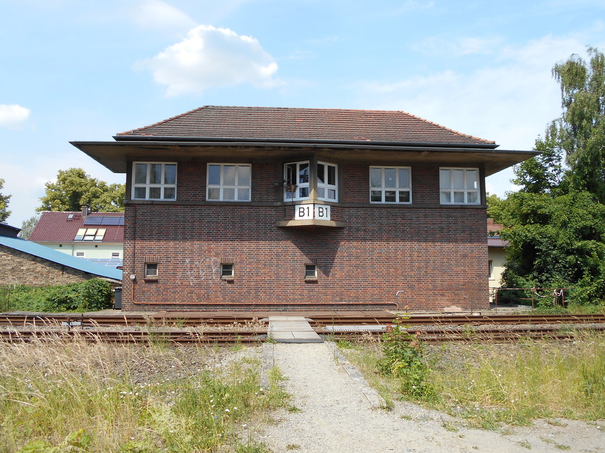 Das Fdl Stellwerk B1,an der Ausfahrt Richtung Vorstadt,in Templin am 10.Juni 2018.