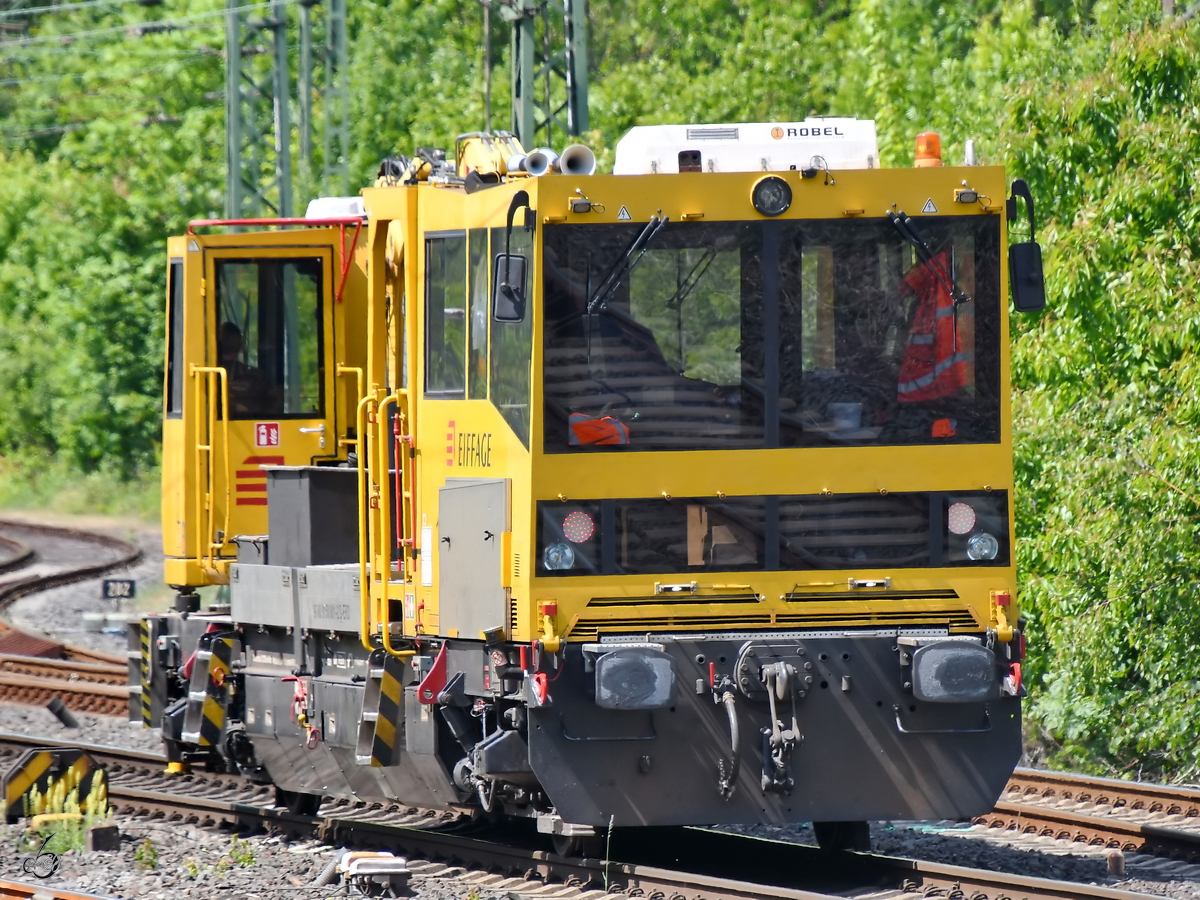 Das Gleisarbeitsfahrzeug 99 80 9150 001-2 war Mitte Mai 2020 in Bochum-Langendreer zu sehen.