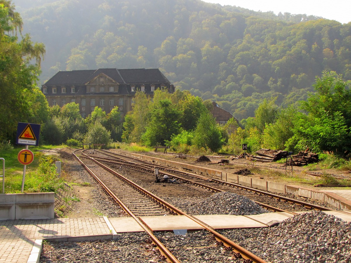 Das Gleisende der Gleise 1 und 2, am 16.09.2014 in Thale Hbf.