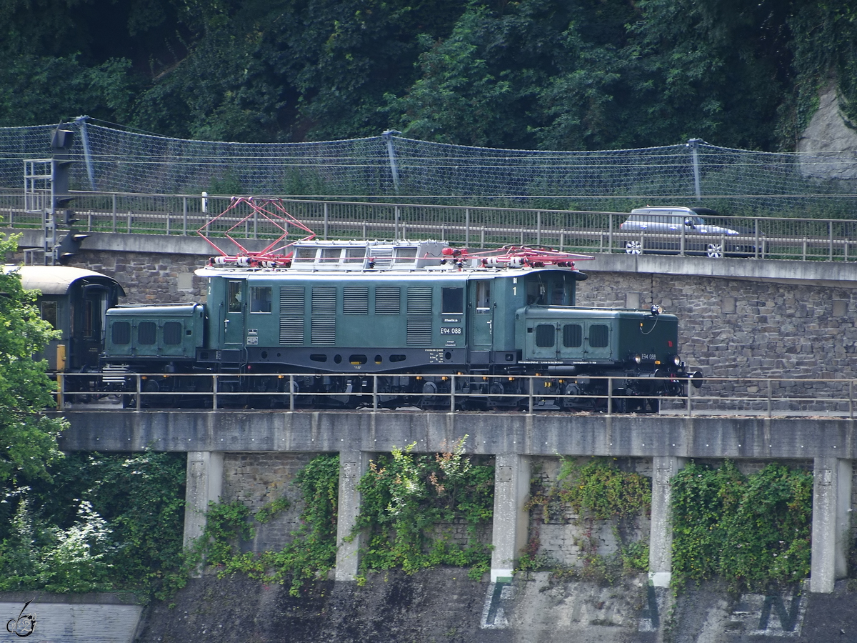 Das Highlight des Tages war sicher die Elektrolokomotive E94 088, welche Anfang August 2021 bei Remagen zu sehen war.