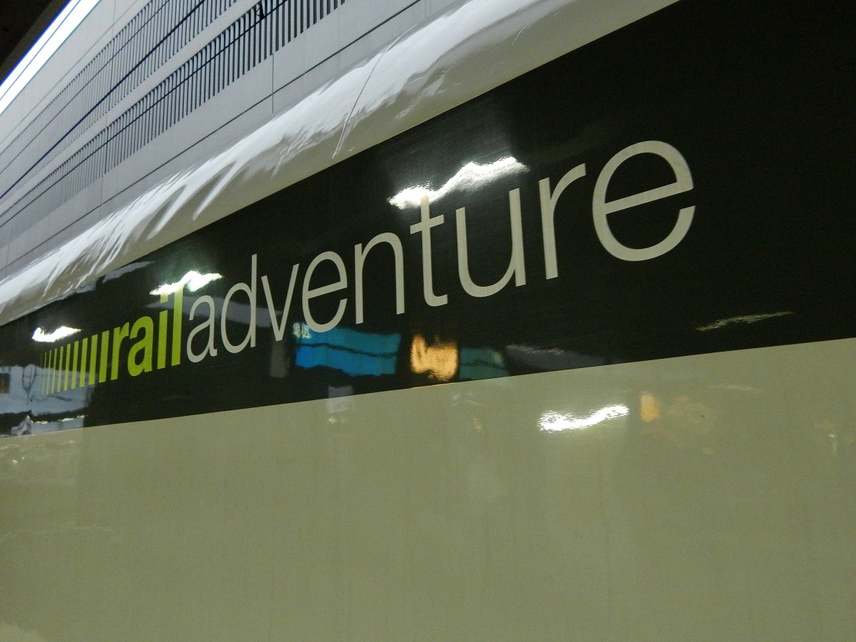 Das Logo von Railadventure auf einem Schutzwagen.

Düsseldorf 22.07.2015