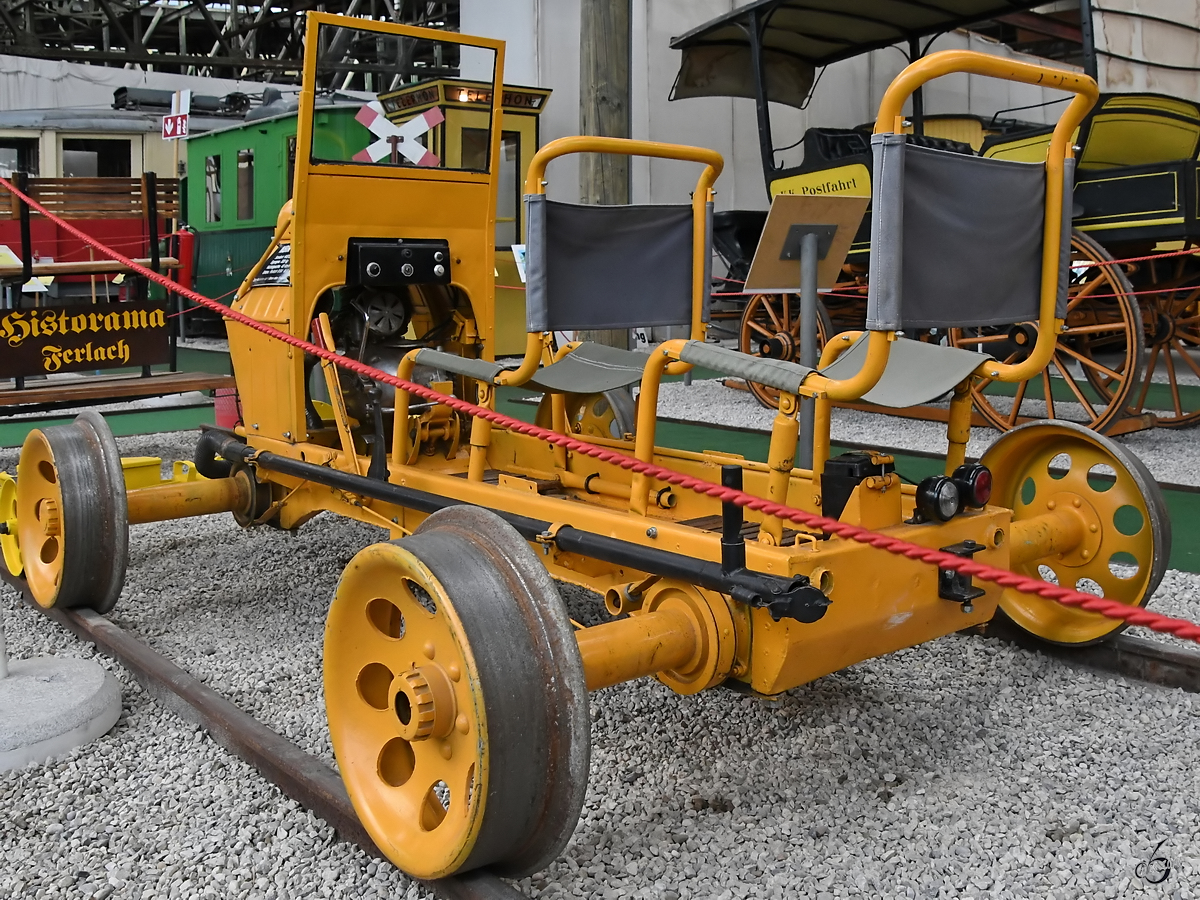 Das Puch Schienenmotorrad X 711.005 wurde 1952 gebaut und ist im Historama Ferlach ausgestellt. (September 2019)