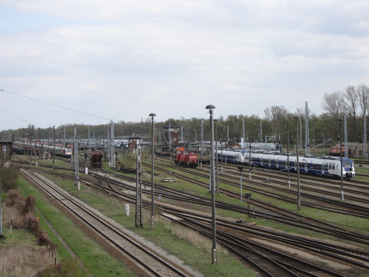 Das RLC Wustermark am 19.4.2015. (Aufnahmestandort: Öffentliche Fußgängerbrücke über das RLC Wustermark).