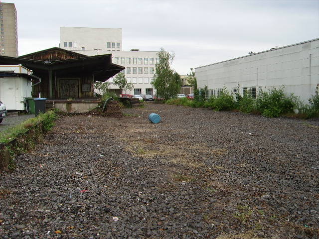 Das Schotterbett des ehemaligen Gterbahnhofs Neu-Isenburg am 22.06.07