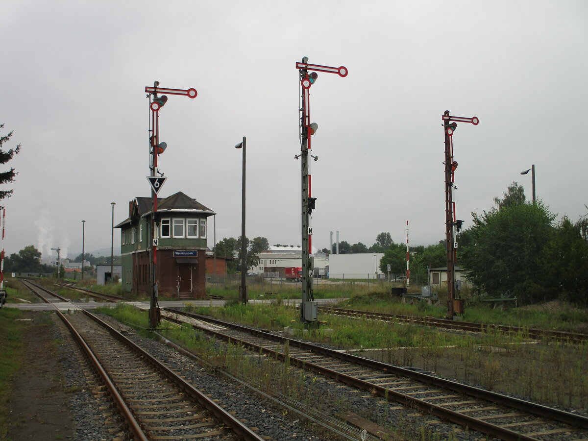 Das sind die Ausfahrsignale aus Wernshausen in Richtung Immelborn.Aufgenommen,am 01.September 2021,vom Bahnsteig aus.