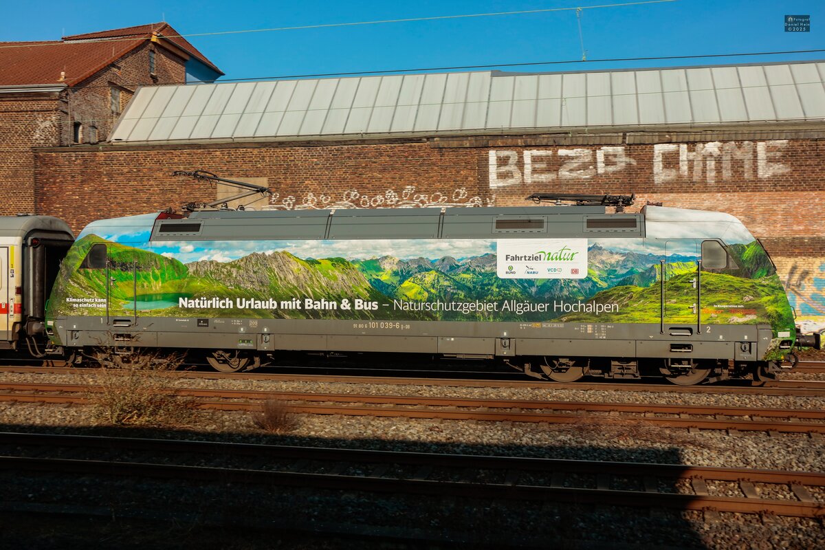 DB 101 039-6  Fahrtziel Natur  in Wuppertal, März 2025.