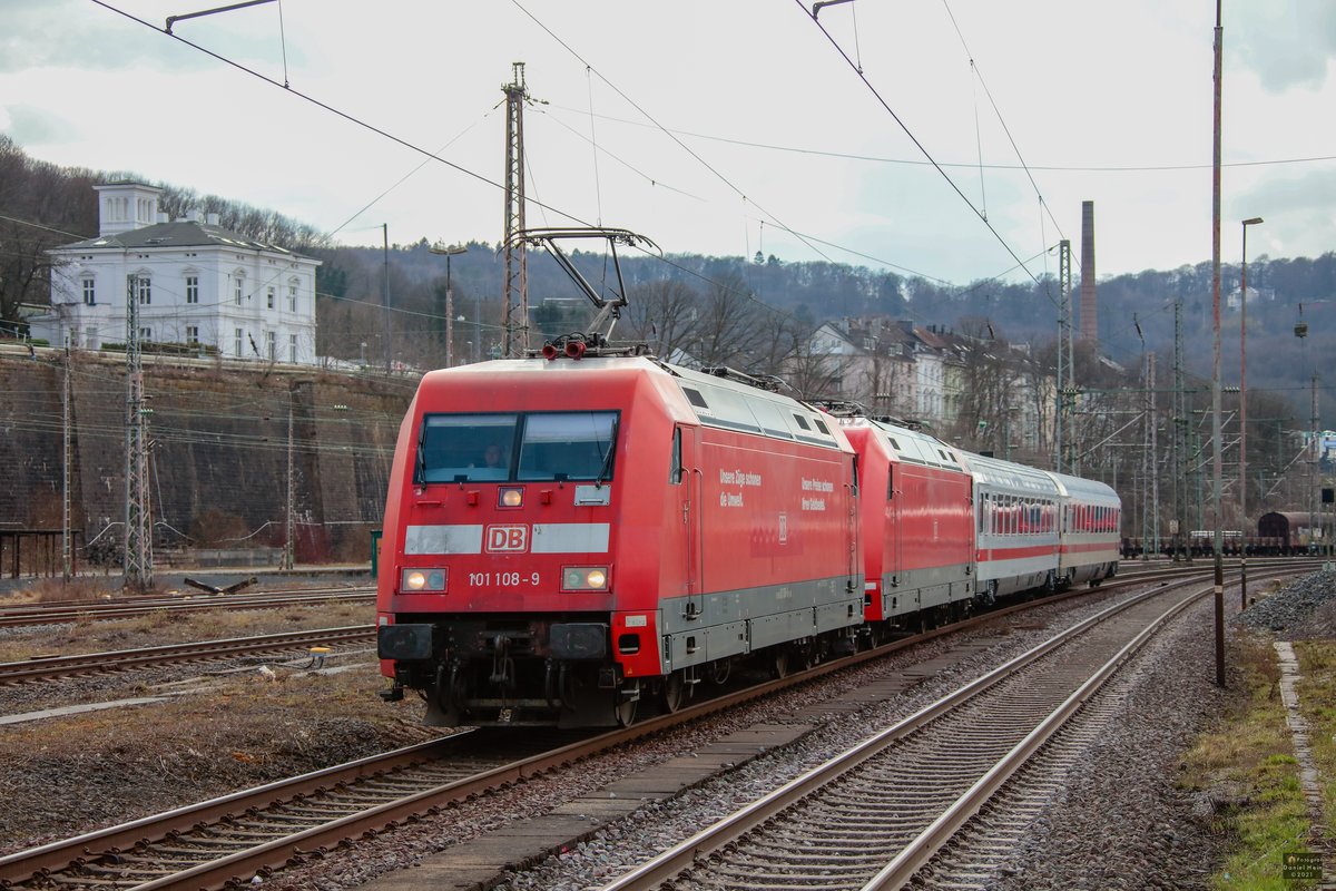 DB 101 108-9 & DB 101 047 in Wuppertal, März 2021.
