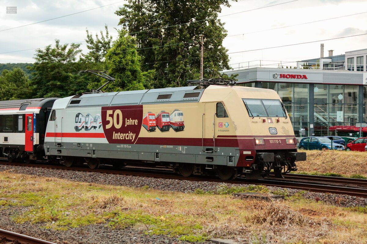 DB 101 110-5  50 Jahre Intercity  mit EC6 in Wuppertal, Juli 2025.