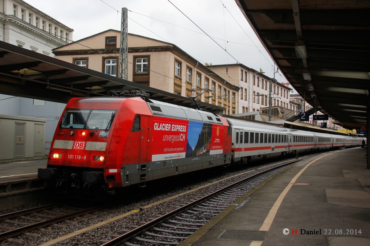 DB 101 118-8  Glacier Express  mit IC2440 in Wuppertal Hbf, August 2014.