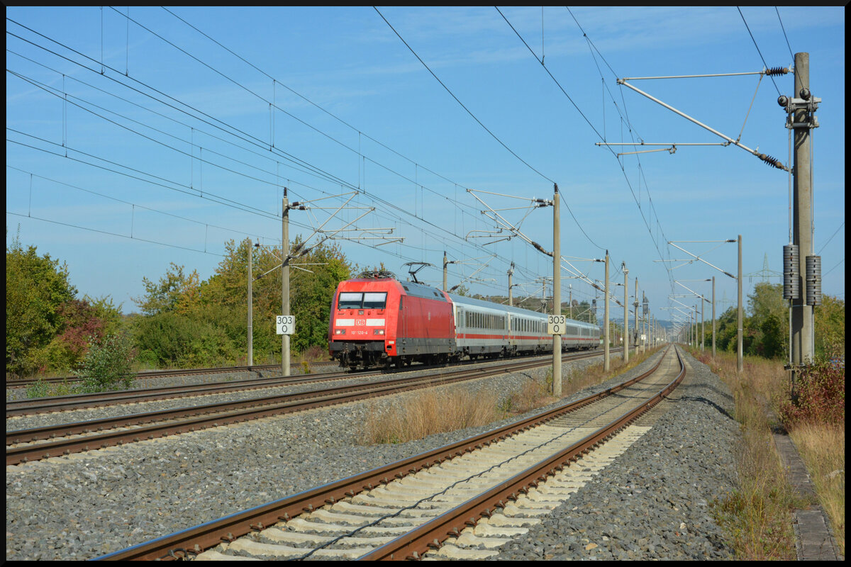 DB 101 120 mit IC 2083  Königssee  Hamburg-Altona - Berchtesgaden am 22.09.2024 im Betriebsbahnhof Rohrbach auf der SFS Hannover – Würzburg.