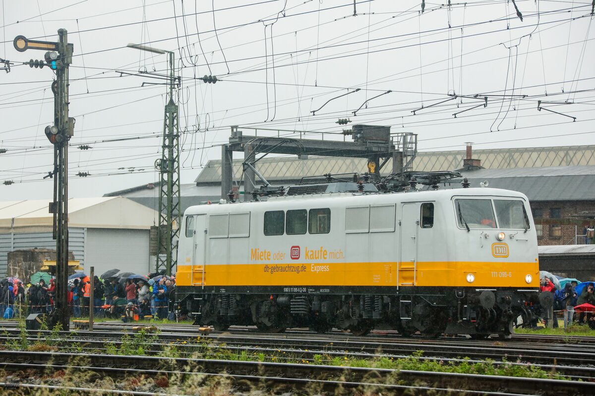 DB 111 095-6  Lufthansa  bei der Lokparade im DB Museum Koblenz, am 01.06.2024.