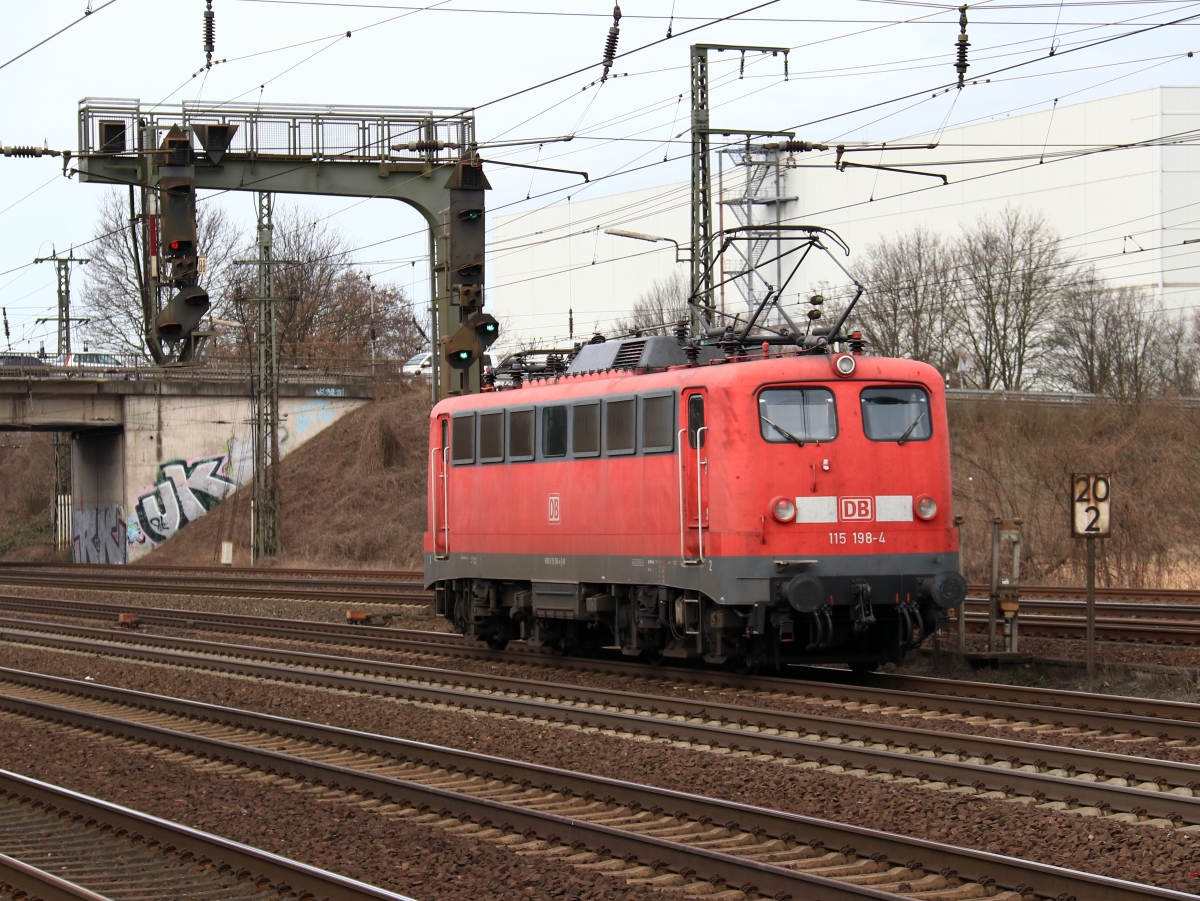 DB 115 198-4 (NVR: 9180 6115 198-4 D-DB) Nachschuss am 11.03.2017 LZ bei Wunstorf ...