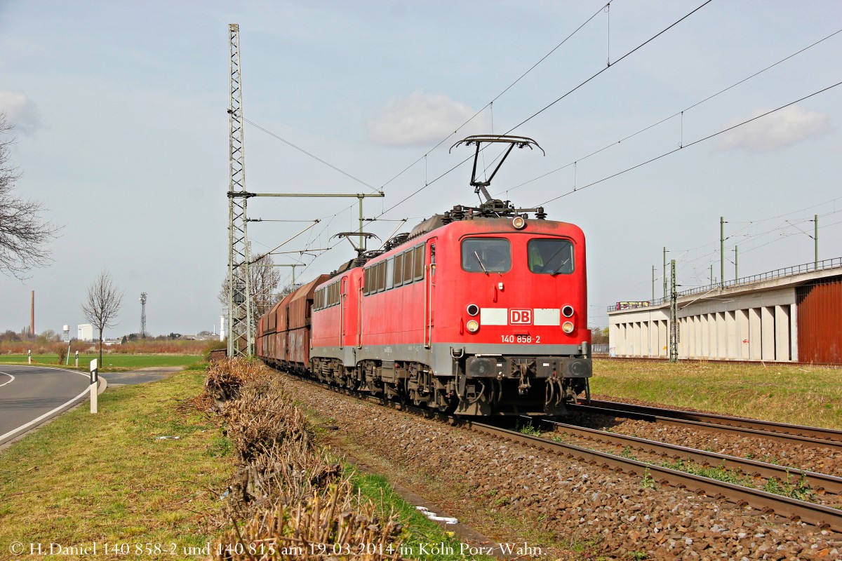 DB 140 858-2 mit Kohlezug in K�ln Porz Wahn, M�rz 2014.