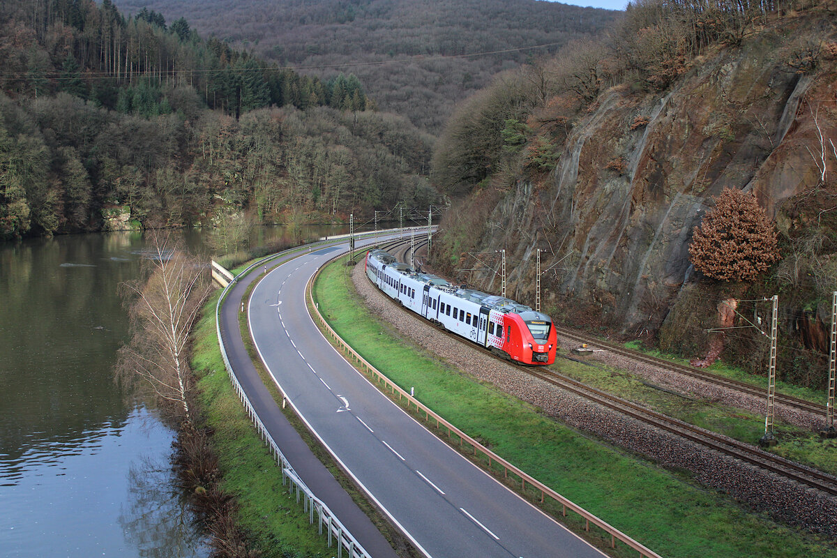 DB 1440 003 erreicht als RB71 von Trier nach Homburg(Saar) den Haltepunkt Taben. (05.01.2022)